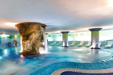 호텔 Bull Escorial & Spa