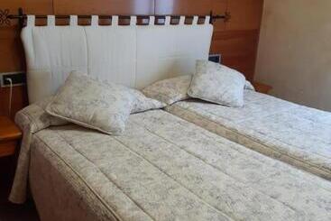 酒店 Hostal La Placeta