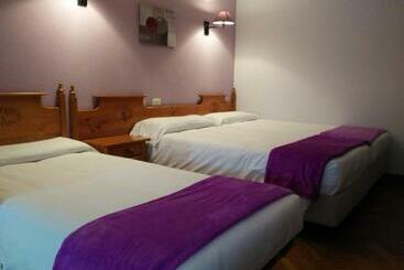 هتل Hostal San Telmo