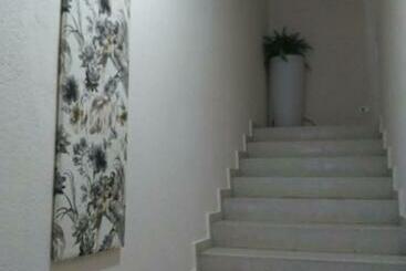 هتل Hostal San Telmo