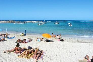 Apartamentos Es Pujols