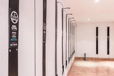 Apts. Pinos Altos