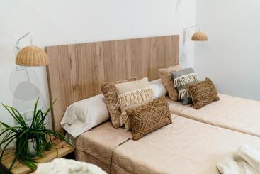 簡易ホテル Bf Rooms Carboneras