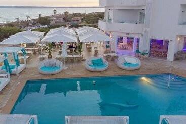 مسافرخانه Maysi