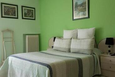 فندق Fray Juán Gil