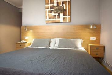 فندق Hostal Crisol