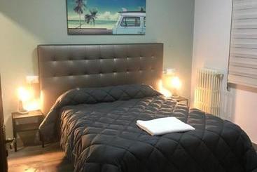 ホテル Hostal Imperio