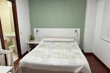 Отель Hostal La Frontera