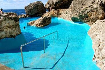 هتل Residencia Santiago Mallorca