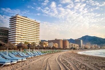 Apartamentos Stella Maris Marcari Sl