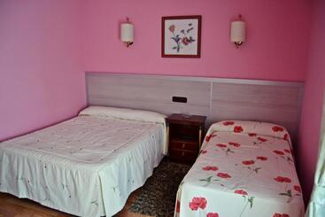 ホテル Hostal La Corte