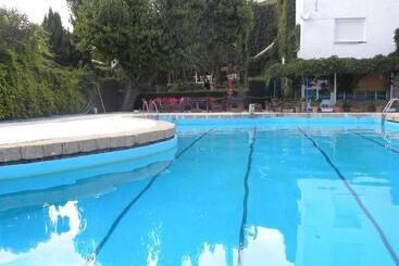 ホテル Hostal San José