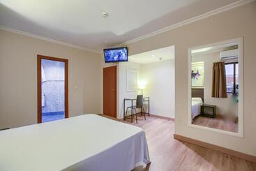 هتل Hs Castilla Fuenlabrada