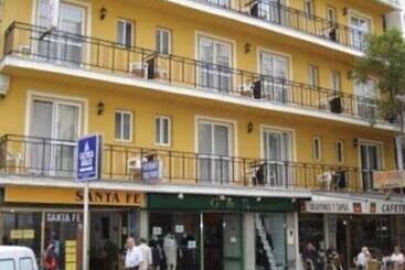 فندق Pensión Santa Fe