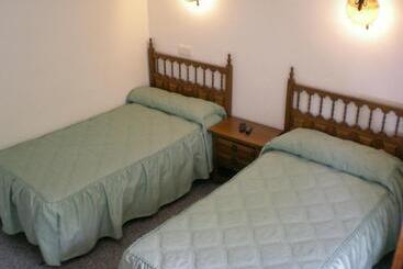 هتل روستایی Puerta Romeros