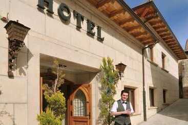 هتل Santo Domingo De Silos