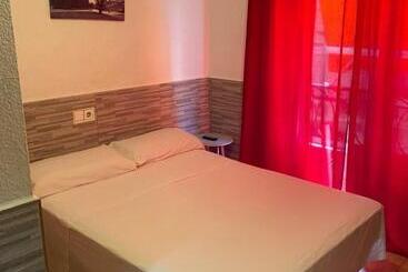 پانسیون Pensión Rosa