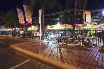 مُتل Diplomat Hotel Alice Springs