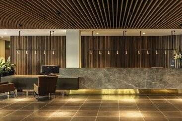 هتل Adelaide Rockford