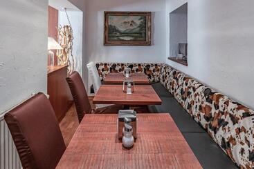 בית מלון כפרי Binders Budget Citymountain