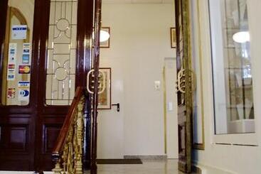 هتل Drei Kronen Vienna City