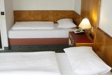 هتل Ekazent Schönbrunn