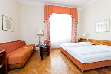 هتل Johann Strauss