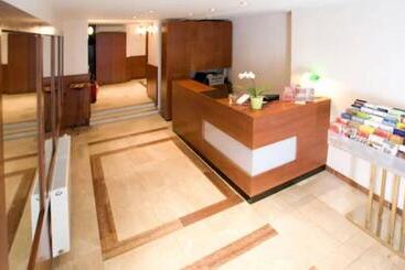 هتل Marc Aurel   Vienna City Center