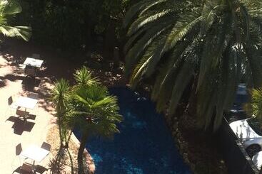 هتل Mercure Albury