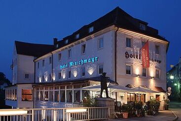 ホテル Restaurant Minichmayr
