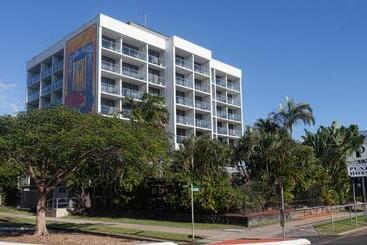 فندق Cairns Plaza