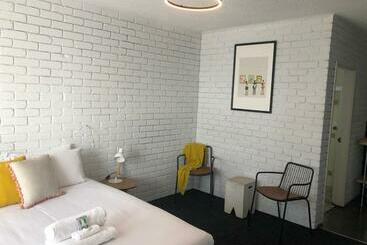 בית מלון כפרי Cessnock Vintage Motor Inn