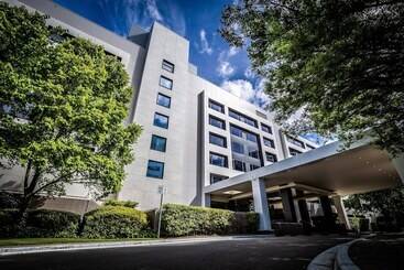 فندق Crowne Plaza Canberra, An Ihg