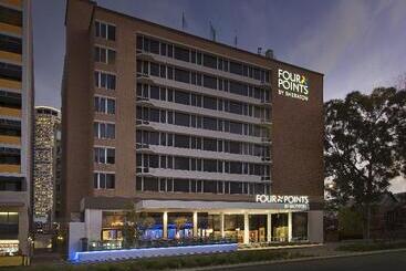בית מלון כפרי Four Points By Sheraton Perth