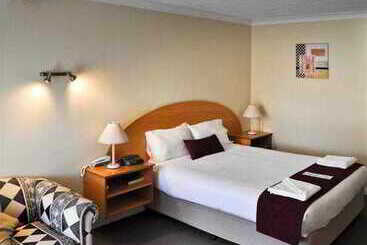 בית מלון כפרי Ibis Styles Orange