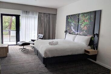 هتل Mercure Launceston