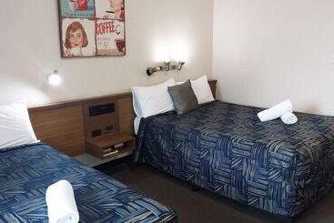 בית מלון כפרי Miners Lodge Motor Inn