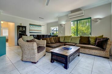 هتل Resorts United Currumbin Sands