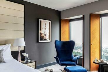 בית מלון כפרי Sofitel Melbourne On Collins