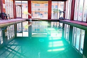 Main Lead Ballarat Motel