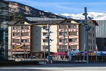 Font Andorra Hostel by Nexta