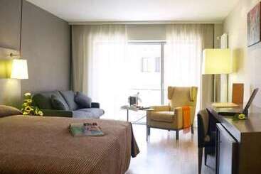 فندق NH Andorra La Vella