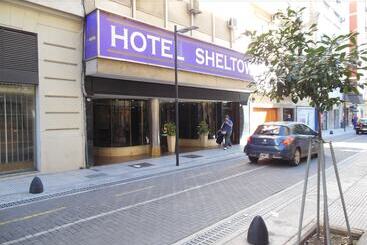هتل Sheltown