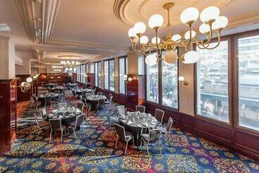 هتل The Menzies Sydney