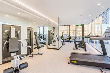 هتل آپارتمان Oaks Sydney Hyde Park Suites