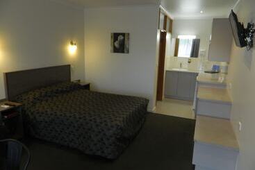 Werribee Motel And Apartments