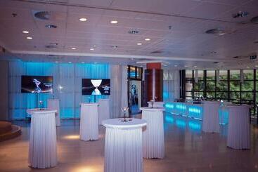 هتل Crowne Plaza Bratislava, An Ihg