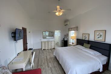 בית מלון כפרי Edgehill Manor Guest House