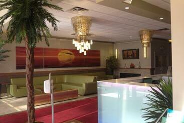هتل Bedfort Inn & Suites