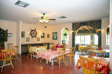 ホテル Orange Hill Beach Inn